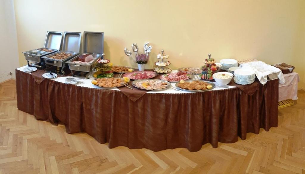 Hotel Morava Jevíčko エクステリア 写真