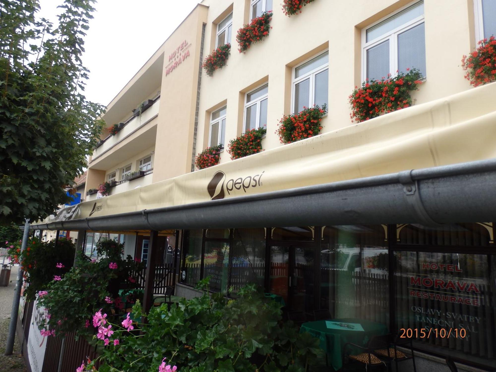 Hotel Morava Jevíčko エクステリア 写真